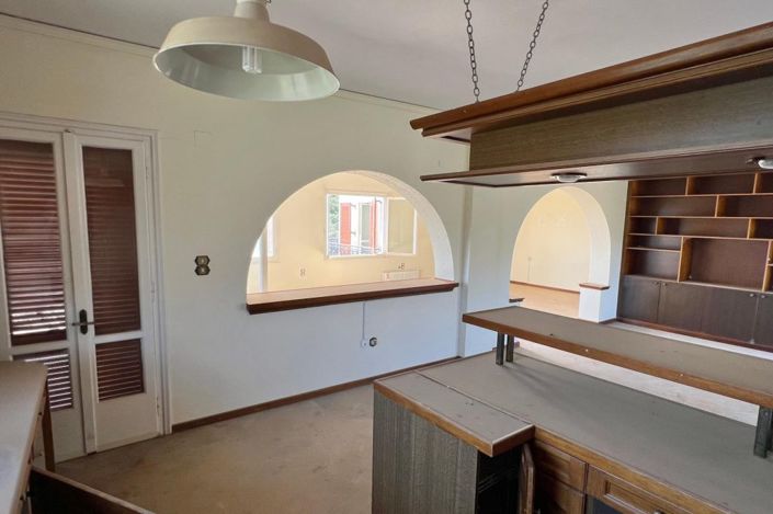 Image No.10-7 Bed House for sale