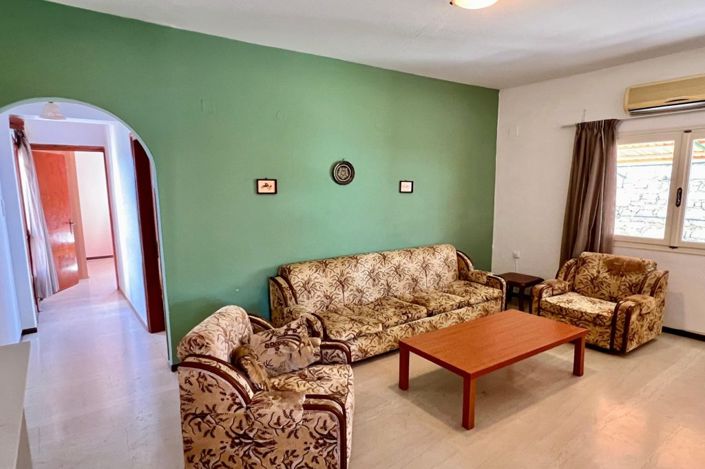 Image No.15-7 Bed House for sale