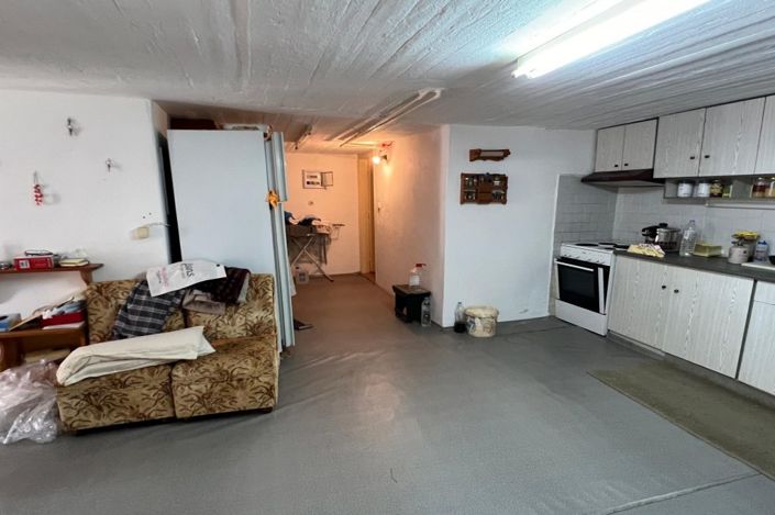 Image No.23-7 Bed House for sale