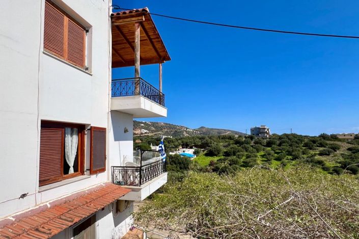 Image No.25-7 Bed House for sale