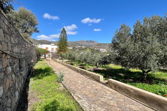 Image No.26-7 Bed House for sale