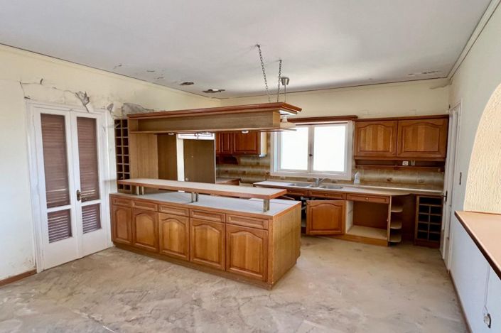Image No.9-7 Bed House for sale