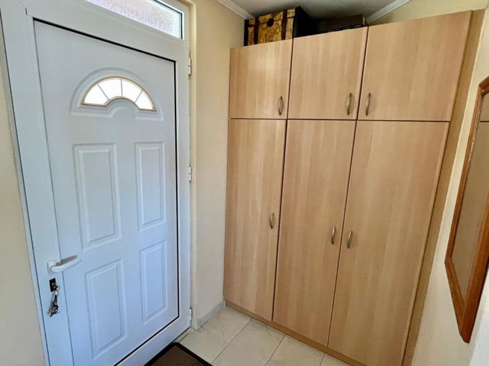 Image No.24-2 Bed House for sale