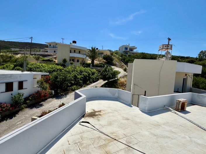 Image No.30-2 Bed House for sale