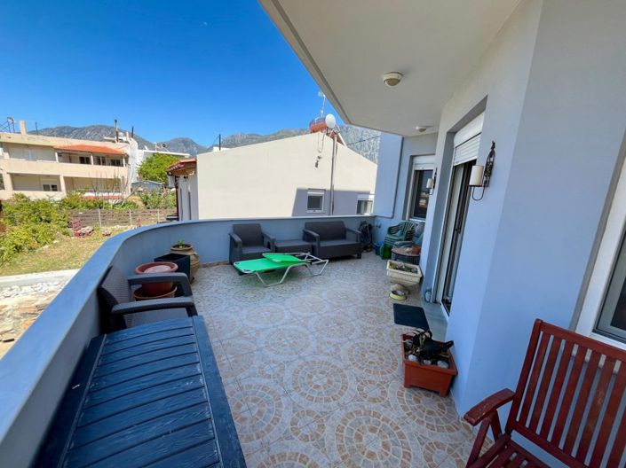 Image No.5-2 Bed House for sale