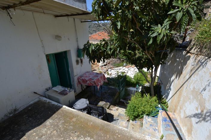 Image No.15-3 Bed House for sale