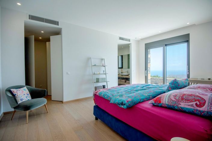 Image No.14-4 Bed Villa for sale