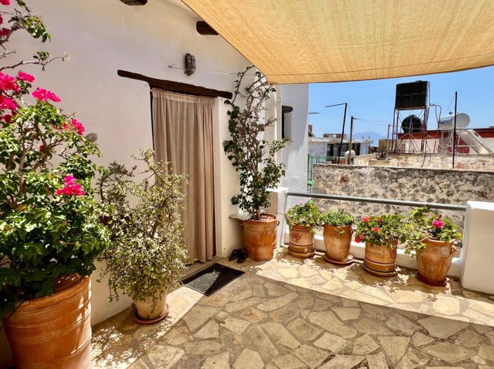 Image No.1-3 Bed House for sale