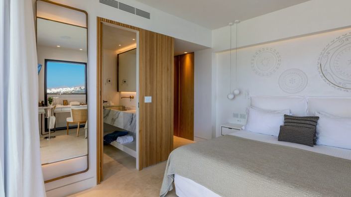 Image No.15-30 Bed Hotel for sale