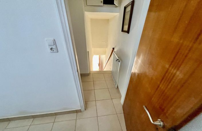 Image No.3-2 Bed House for sale