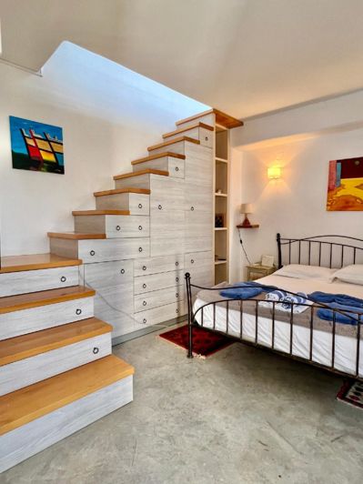 Image No.7-1 Bed House for sale