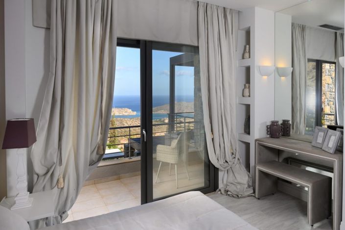 Image No.24-6 Bed Villa for sale