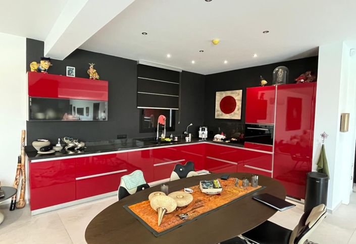 Image No.13-3 Bed Villa for sale