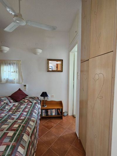 Image No.20-3 Bed House for sale