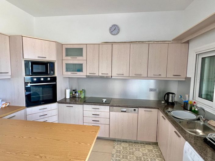 Image No.11-4 Bed Villa / Detached for sale