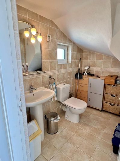 Image No.13-4 Bed Villa / Detached for sale