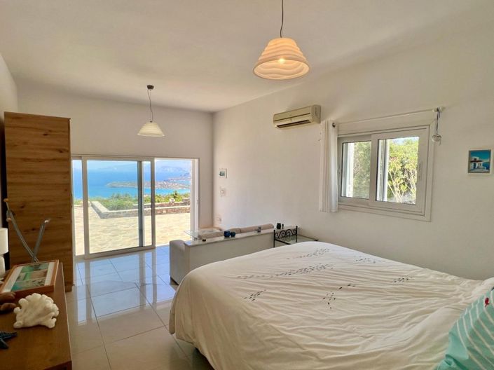 Image No.14-4 Bed Villa / Detached for sale