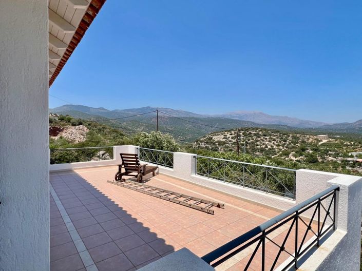 Image No.23-4 Bed Villa / Detached for sale