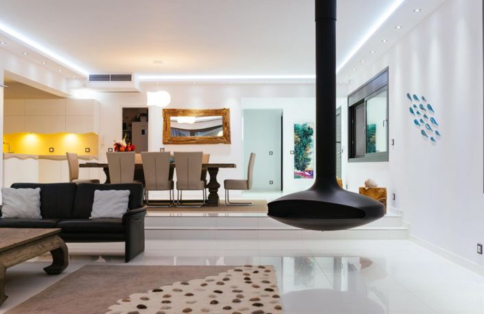 Image No.9-6 Bed Villa for sale