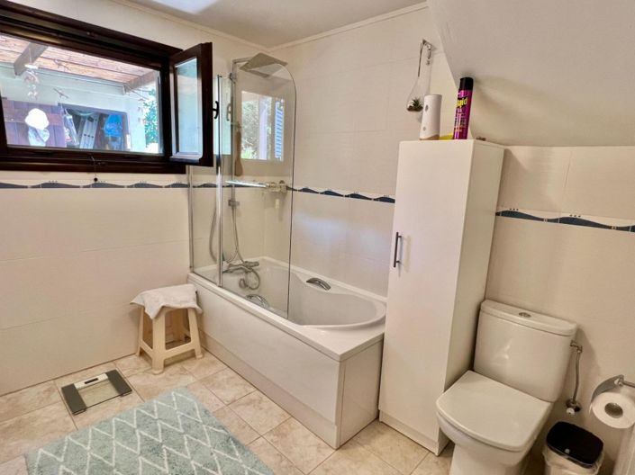 Image No.19-2 Bed Village House for sale