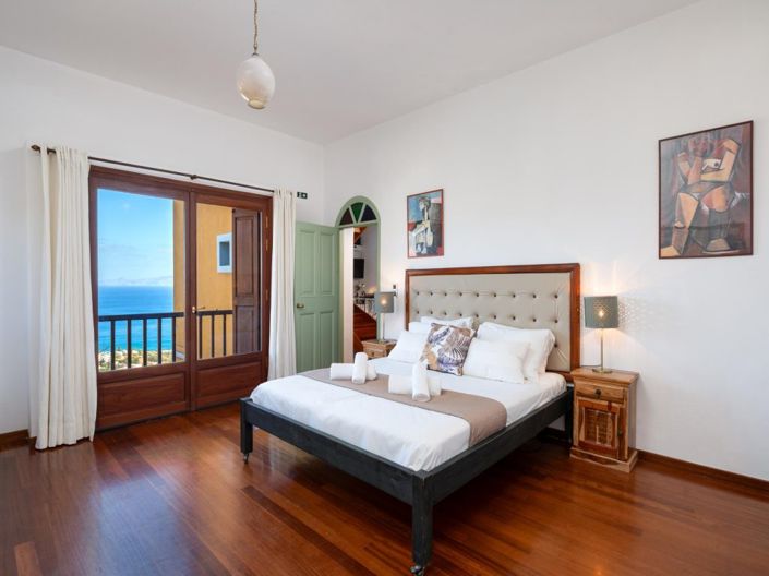 Image No.23-6 Bed Villa for sale