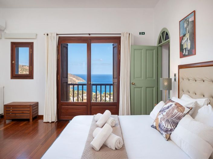 Image No.24-6 Bed Villa for sale