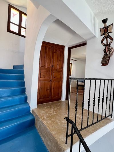 Image No.13-2 Bed House for sale