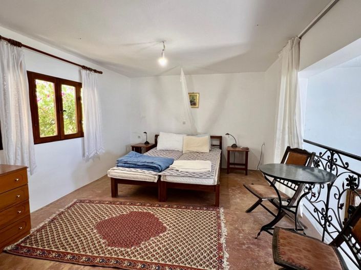 Image No.15-2 Bed House for sale