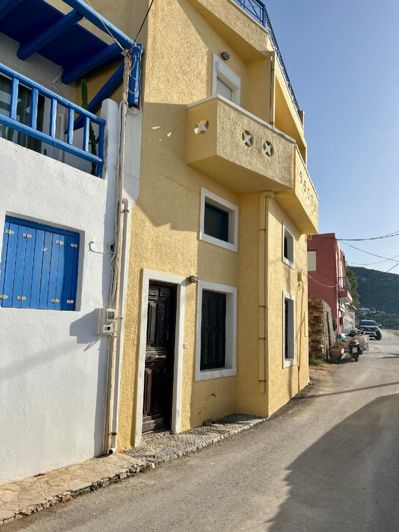 Image No.4-2 Bed House for sale