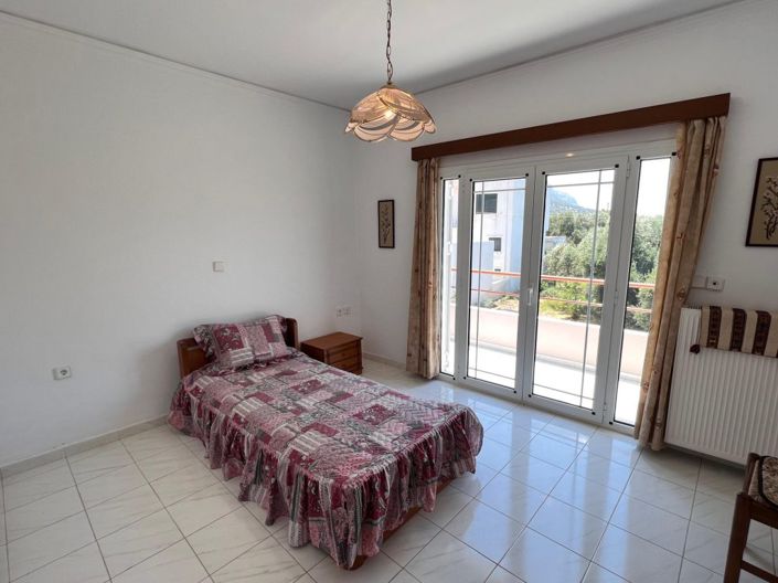 Image No.28-Maison de campagne de 4 chambres à vendre à Agios Nikolaos