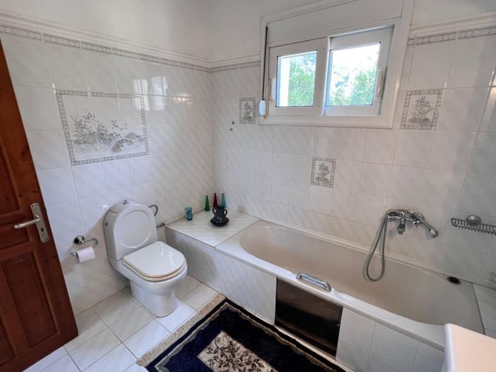 Image No.29-Maison de campagne de 4 chambres à vendre à Agios Nikolaos