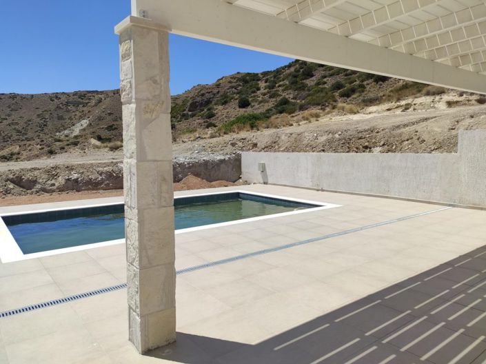 Image No.10-2 Bed Villa / Detached for sale