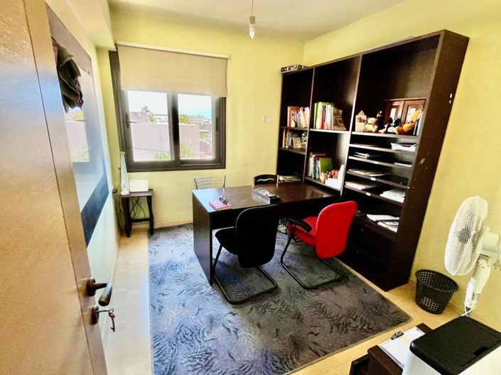 Image No.15-3 Bed Apartment for sale