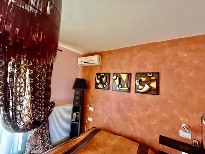 Image No.17-3 Bed Apartment for sale