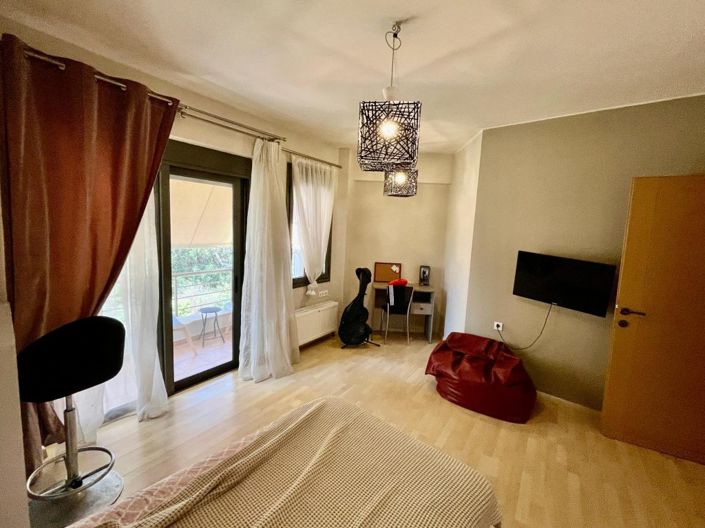 Image No.29-3 Bed Apartment for sale