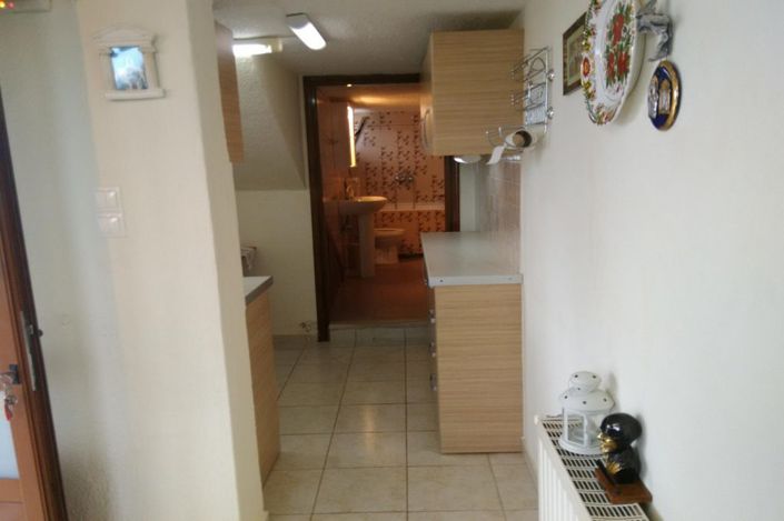 Image No.11-3 Bed House for sale