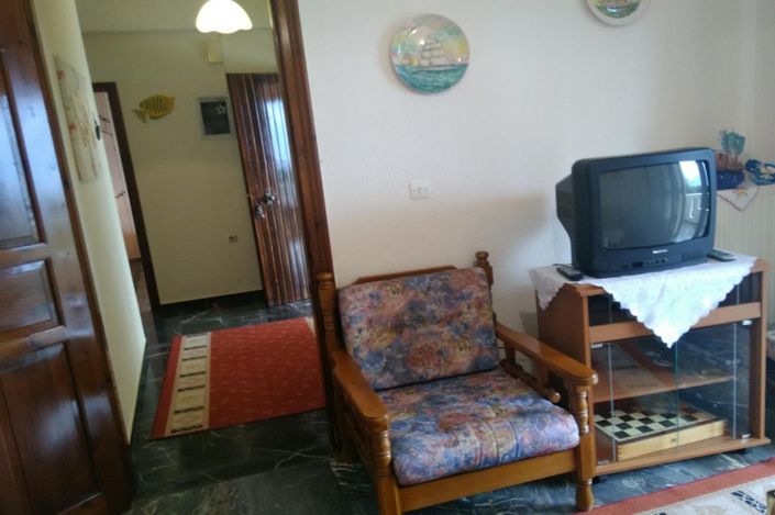 Image No.19-3 Bed House for sale