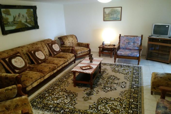 Image No.8-3 Bed House for sale