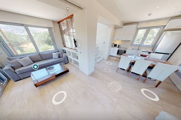 Image No.10-2 Bed Villa for sale