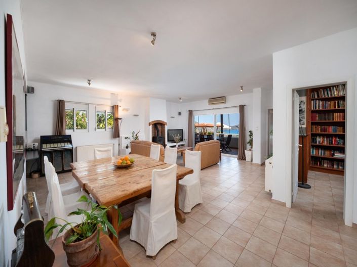 Image No.8-3 Bed Villa for sale