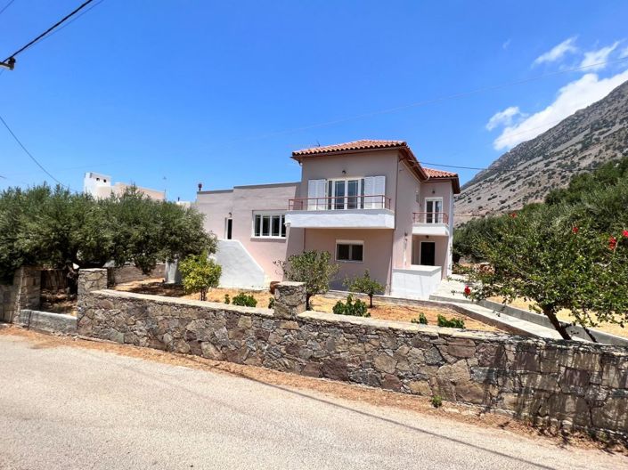 Image No.3-4 Bed Country House for sale