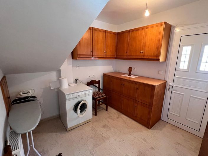 Image No.22-4 Bed Country House for sale