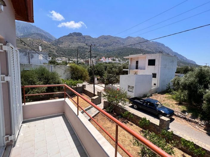 Image No.24-4 Bed Country House for sale