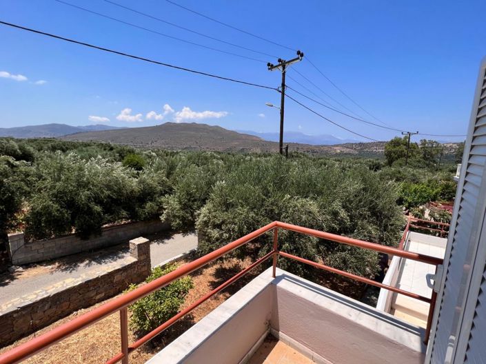 Image No.25-4 Bed Country House for sale