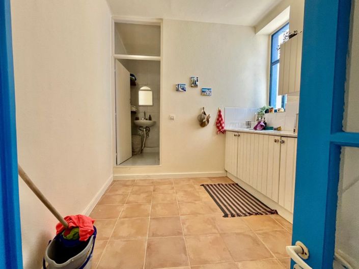 Image No.13-3 Bed House for sale