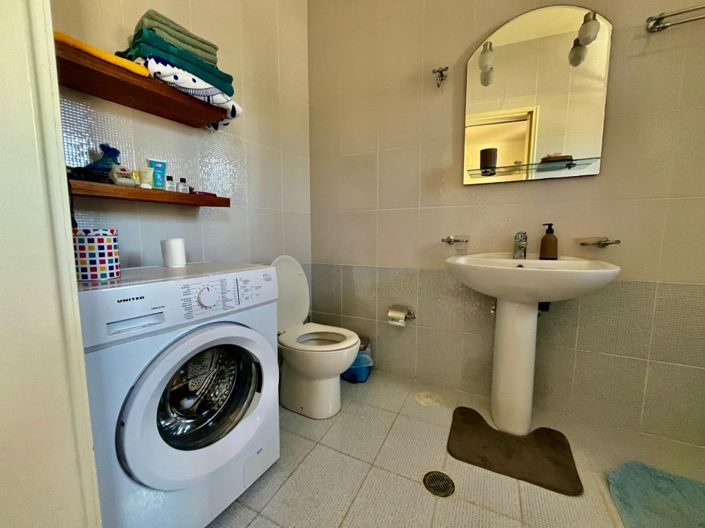 Image No.26-3 Bed House for sale