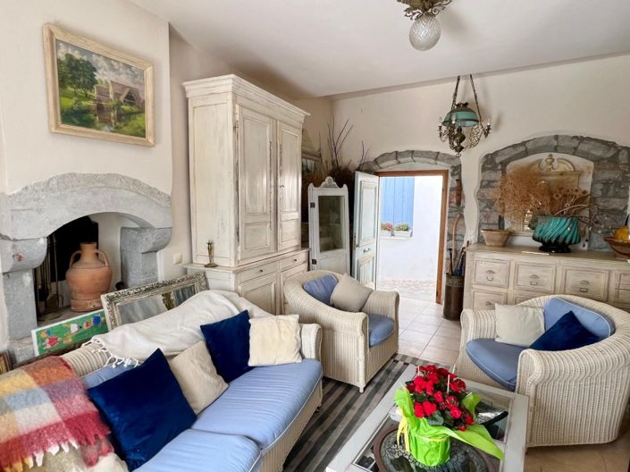 Image No.7-2 Bed Village House for sale