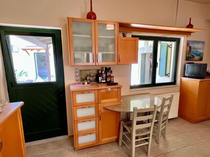 Image No.13-4 Bed Townhouse for sale