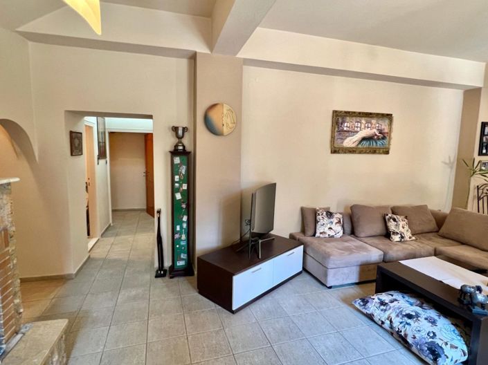 Image No.15-4 Bed Townhouse for sale