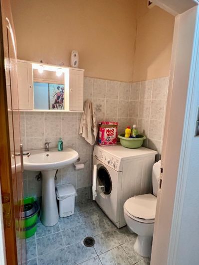 Image No.17-4 Bed Townhouse for sale